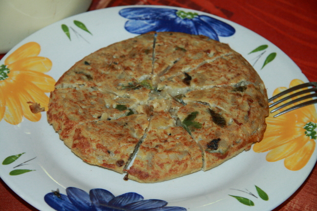 Tortilla con patatas for Easter in Piracanga - dobrestii.ro